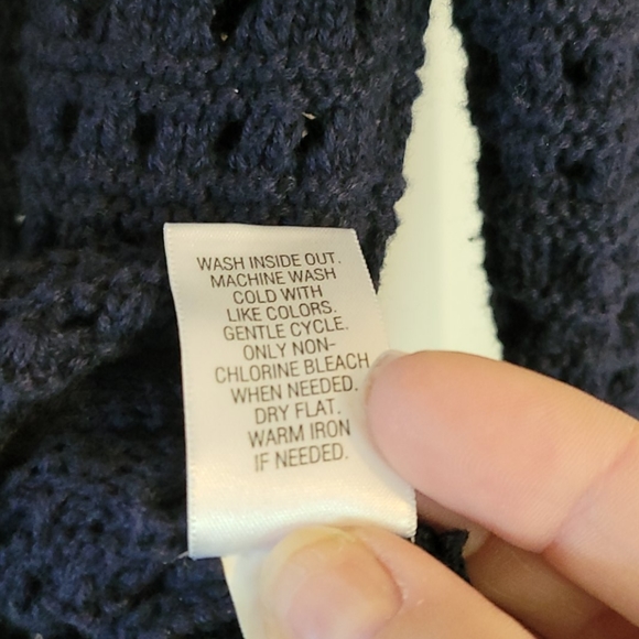 Croft&Barrow Women's Sweater - Picture 6 of 6